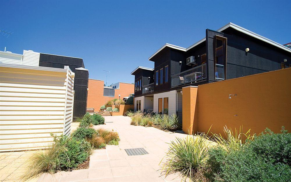 Lornebeach Apartments Exterior photo